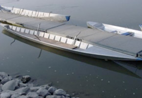 Oar boat in light alloy for four oarmen